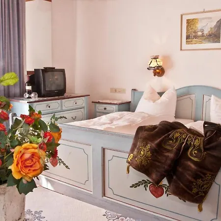 Hambergers Posthotel 3* Reit im Winkl